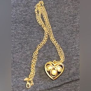 Erwin Pearl VTG heart pendant faux pearl gold tone chain